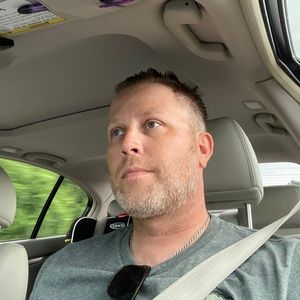 Meet your Posher, Adam